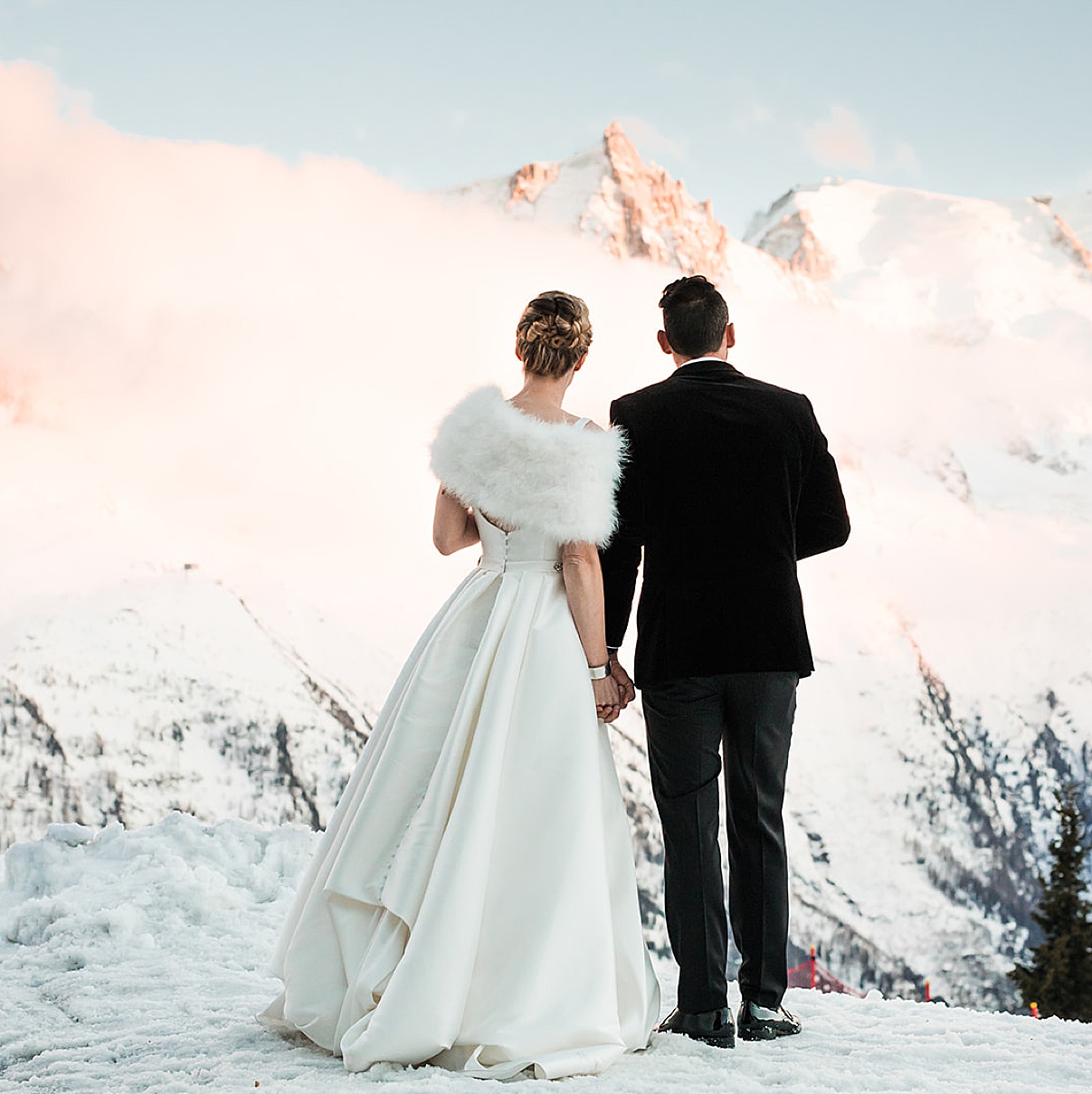 brevent golden hour wedding in french alpes