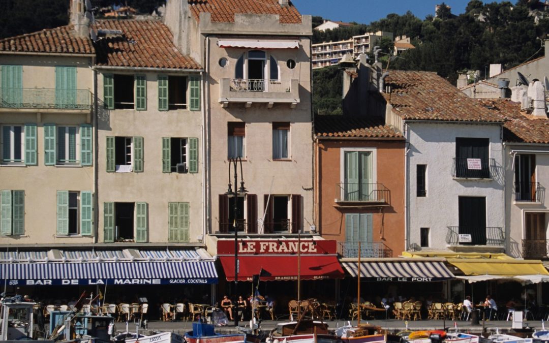 Explore Cassis